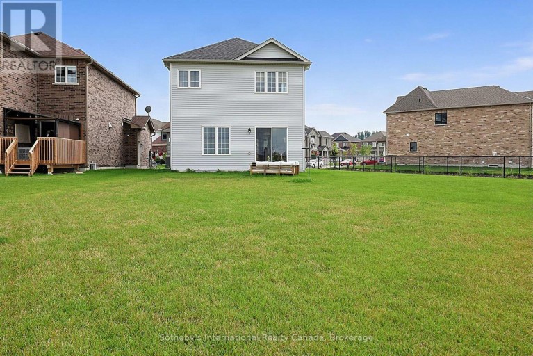270 SPRINGFIELD CRESCENT, Clearview (Stayner), Ontario, L0M1S0