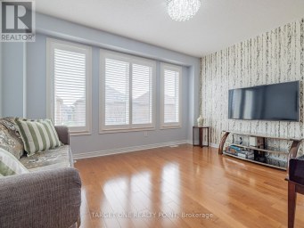 39 RIDING MOUNTAIN DRIVE Richmond Hill (Jefferson) Ontario photo 11