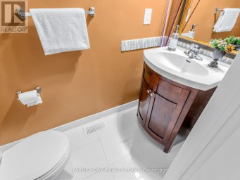 39 RIDING MOUNTAIN DRIVE Richmond Hill (Jefferson) Ontario photo 19