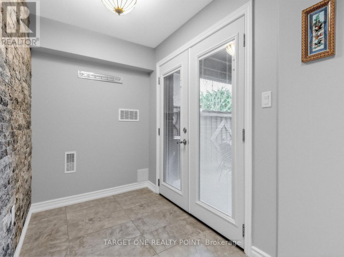 39 RIDING MOUNTAIN DRIVE, Richmond Hill (Jefferson), Ontario, L4E0V4