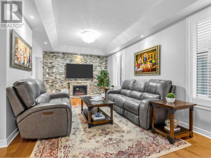 39 RIDING MOUNTAIN DRIVE, Richmond Hill (Jefferson), Ontario, L4E0V4