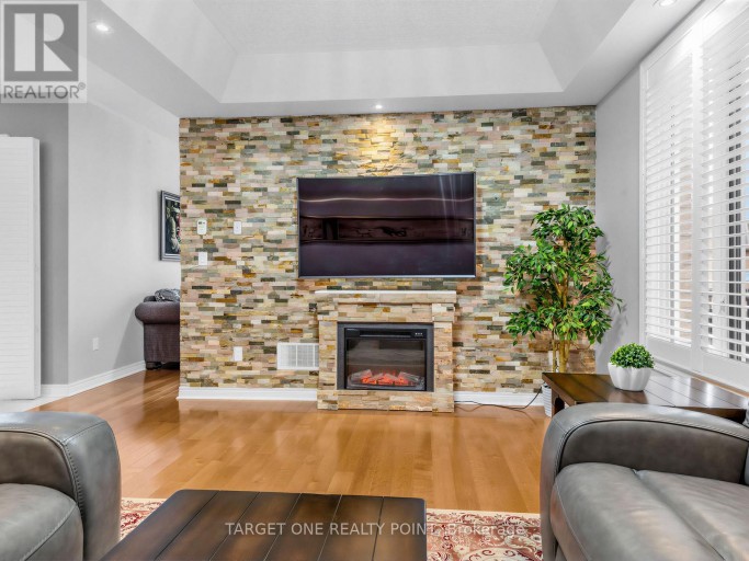39 RIDING MOUNTAIN DRIVE, Richmond Hill (Jefferson), Ontario, L4E0V4