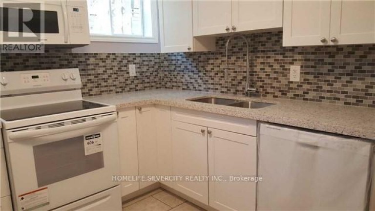 2 - 23 CLAYPINE TRAIL, Brampton (Brampton North), Ontario, L6V3L8