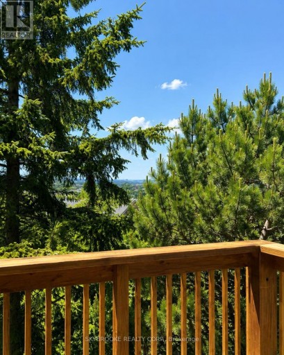 7 - 48 LOGGERS RUN, Barrie (Ardagh), Ontario, L4N6W5