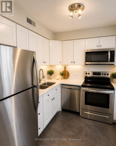 7 - 48 LOGGERS RUN, Barrie (Ardagh), Ontario, L4N6W5