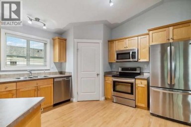 221 Ash Way Fort McMurray Alberta photo 13