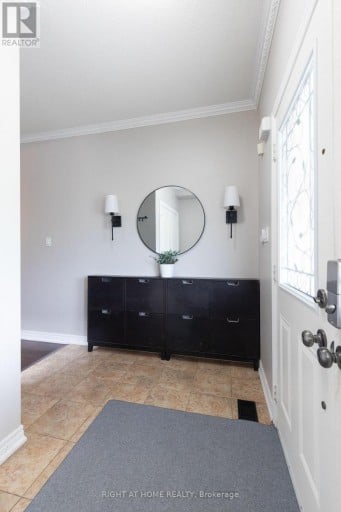 182 MAURIER BOULEVARD, Vaughan (Patterson), Ontario, L6A0V2