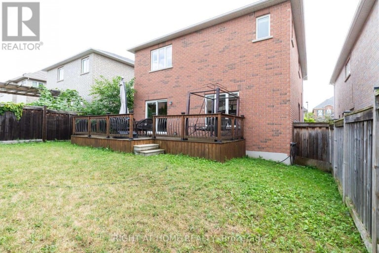 182 MAURIER BOULEVARD, Vaughan (Patterson), Ontario, L6A0V2