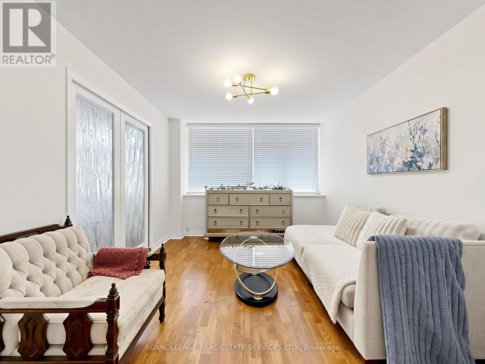 107 - 580 CHRISTIE STREET, Toronto (Wychwood), Ontario, M6G3E3