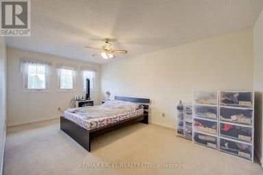 104 LAMBETH COURT Newmarket (Gorham-College Manor) Ontario photo 32