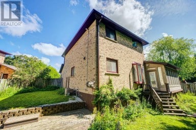 104 LAMBETH COURT Newmarket (Gorham-College Manor) Ontario photo 46