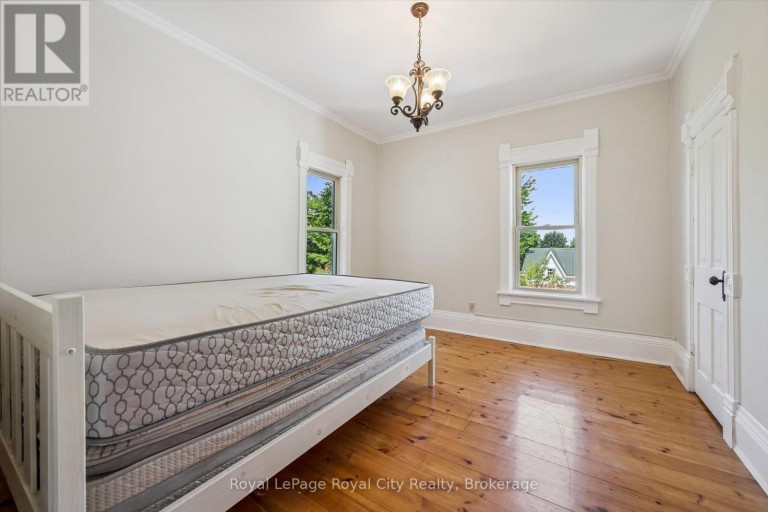 5 WEST STREET, Perth East (Milverton), Ontario, N0K1M0