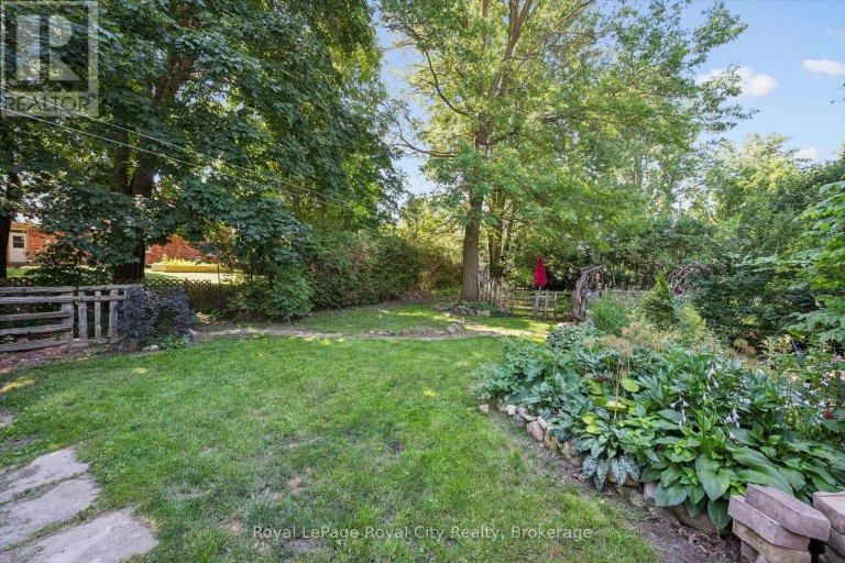 5 WEST STREET, Perth East (Milverton), Ontario, N0K1M0