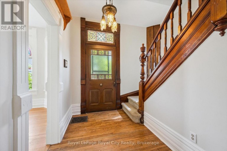 5 WEST STREET, Perth East (Milverton), Ontario, N0K1M0