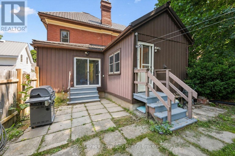 5 WEST STREET, Perth East (Milverton), Ontario, N0K1M0