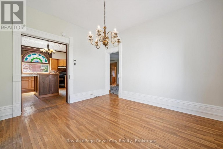 5 WEST STREET, Perth East (Milverton), Ontario, N0K1M0