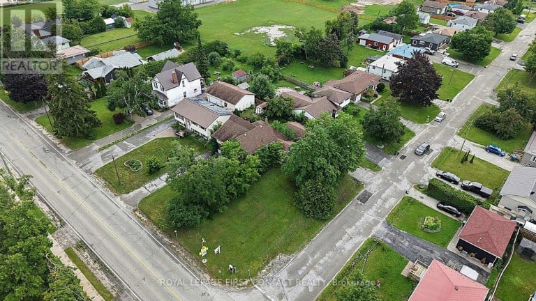 43 FITTONS ROAD W, Orillia, Ontario, L3V3T7