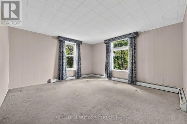 43 FITTONS ROAD W Orillia Ontario photo 22