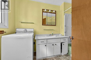 43 FITTONS ROAD W Orillia Ontario photo 26
