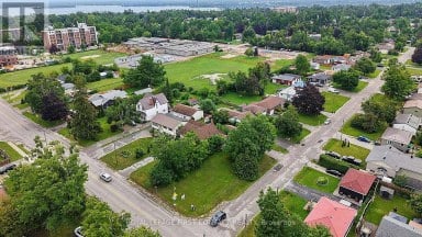 43 FITTONS ROAD W Orillia Ontario photo 7