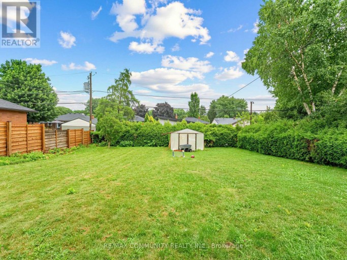 1397 CHARLES DRIVE, Burlington (Mountainside), Ontario, L7P2C8