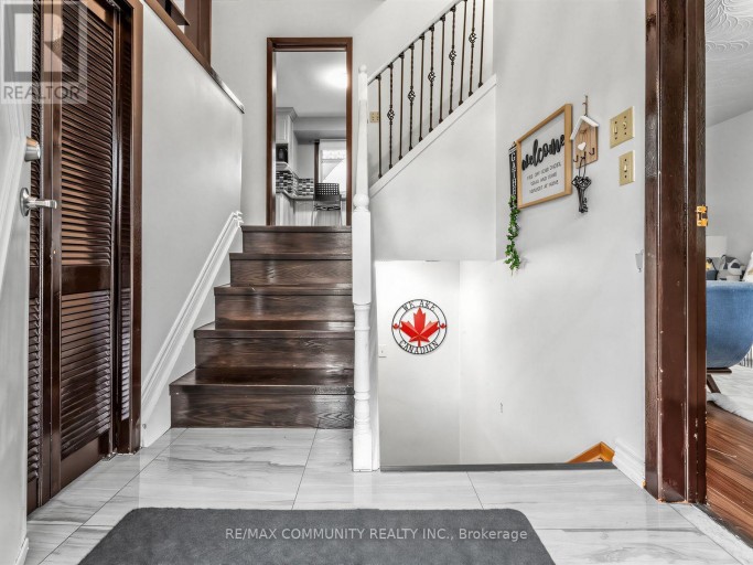 1397 CHARLES DRIVE, Burlington (Mountainside), Ontario, L7P2C8