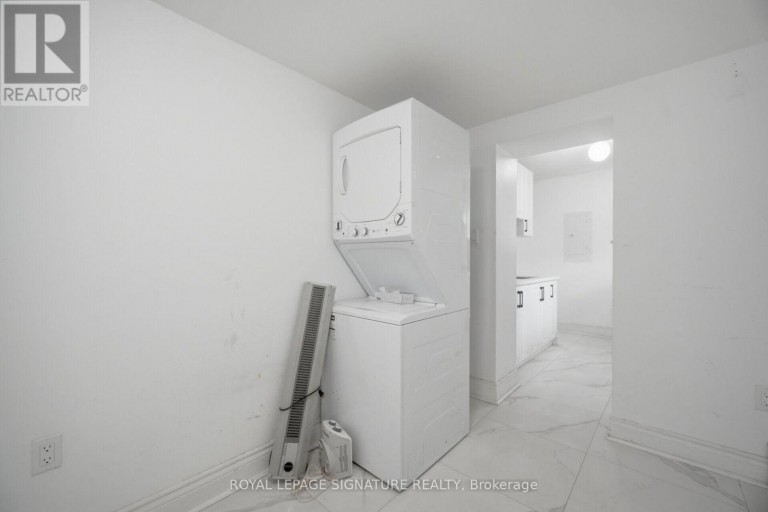 3331 DUNDAS STREET W, Toronto (Junction Area), Ontario, M6P2A6
