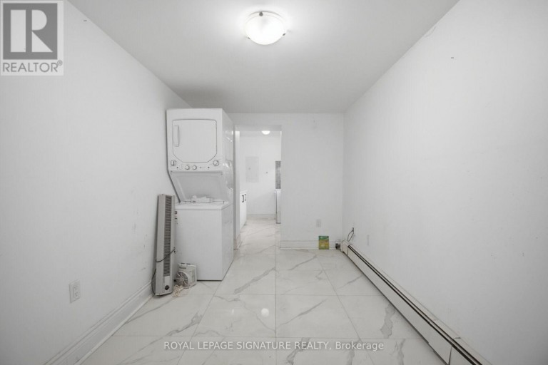 3331 DUNDAS STREET W, Toronto (Junction Area), Ontario, M6P2A6