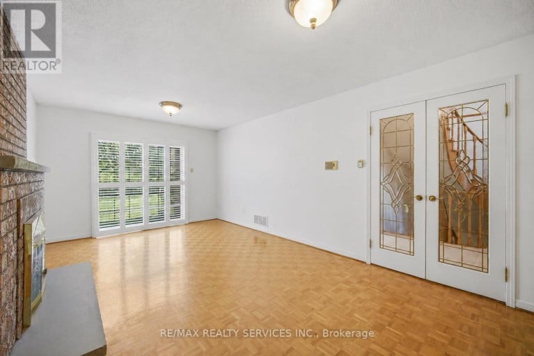 49 TURTLECREEK BOULEVARD, Brampton (Fletcher's Creek South), Ontario, L6W3X8