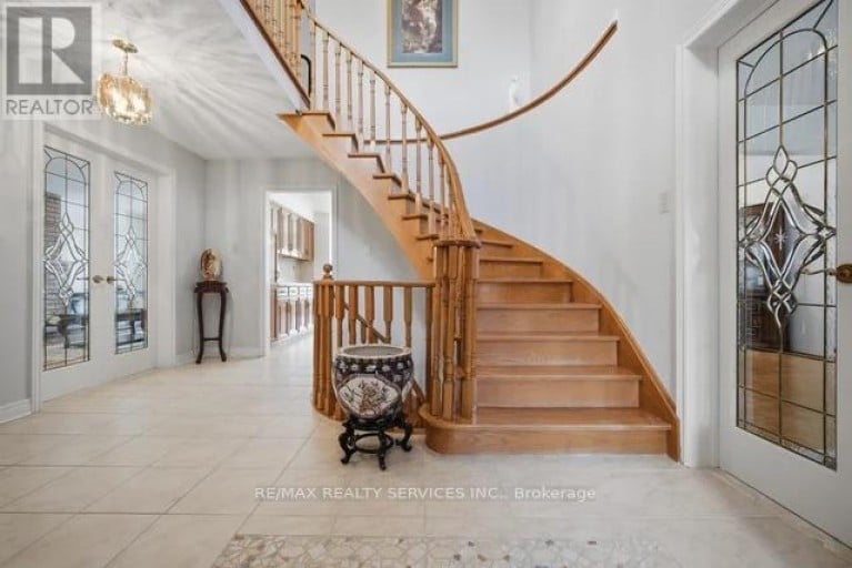 49 TURTLECREEK BOULEVARD, Brampton (Fletcher's Creek South), Ontario, L6W3X8