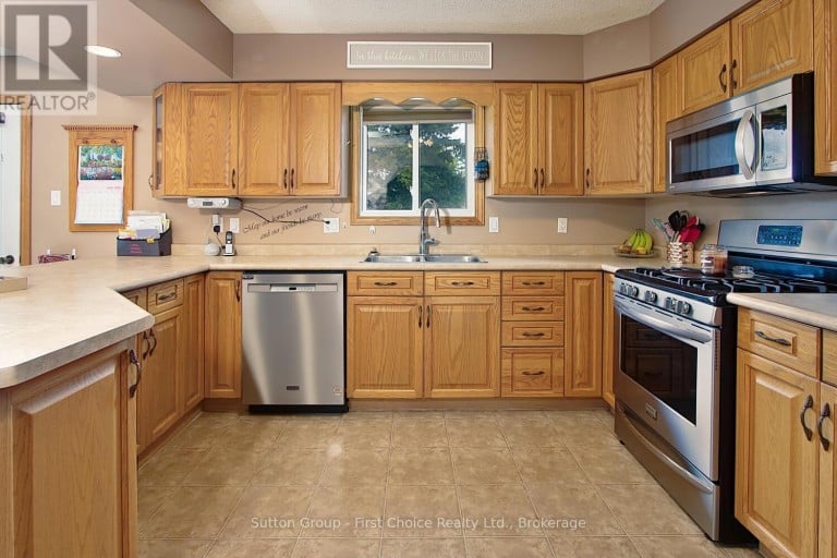 136 NAPIER STREET, West Perth (Mitchell), Ontario, N0K1N0
