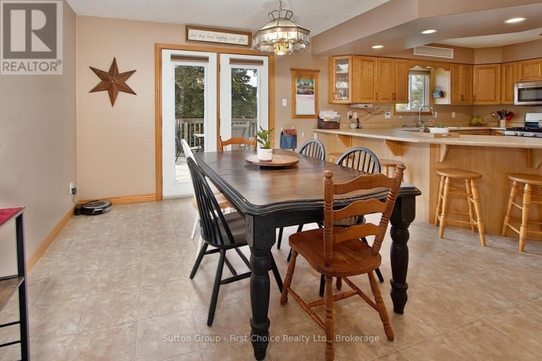 136 NAPIER STREET, West Perth (Mitchell), Ontario, N0K1N0