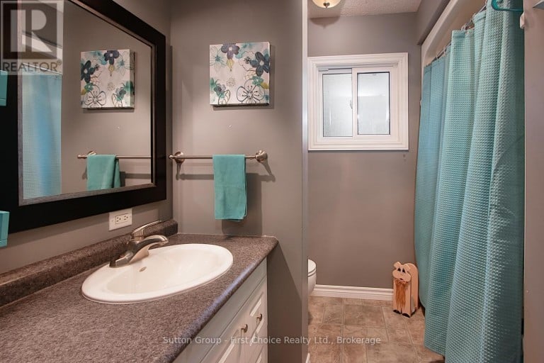 136 NAPIER STREET, West Perth (Mitchell), Ontario, N0K1N0