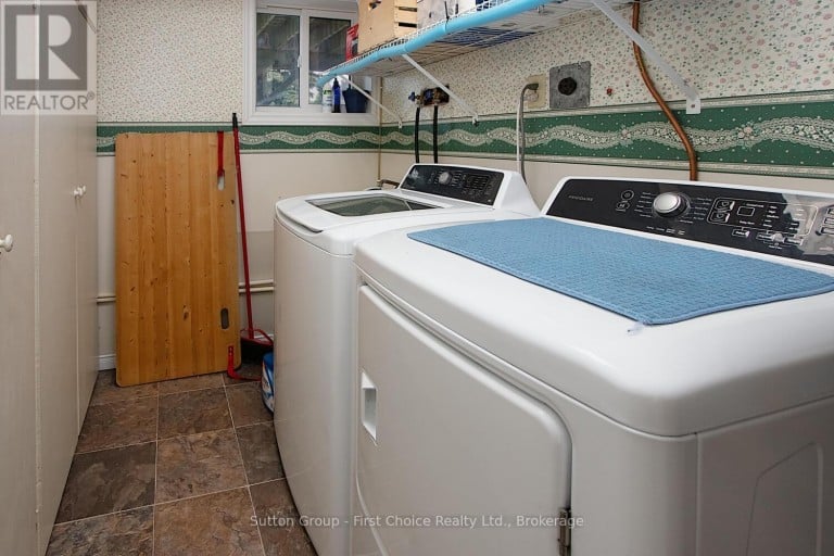 136 NAPIER STREET, West Perth (Mitchell), Ontario, N0K1N0