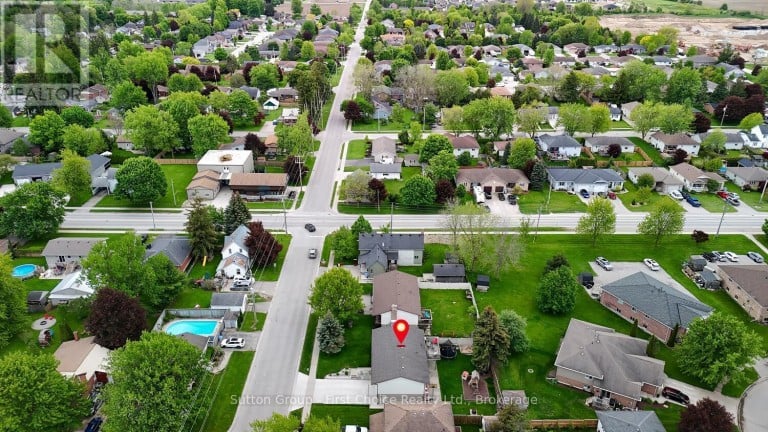 136 NAPIER STREET, West Perth (Mitchell), Ontario, N0K1N0
