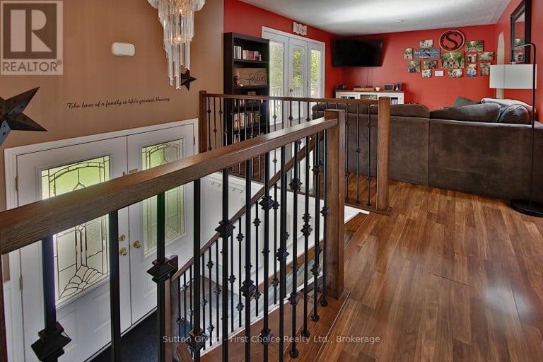 136 NAPIER STREET, West Perth (Mitchell), Ontario, N0K1N0