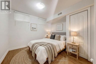 BASEMENT - 214 LINDEN AVENUE Toronto (Kennedy Park) Ontario photo 13