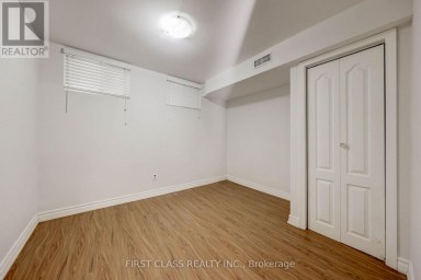 BASEMENT - 214 LINDEN AVENUE Toronto (Kennedy Park) Ontario photo 14