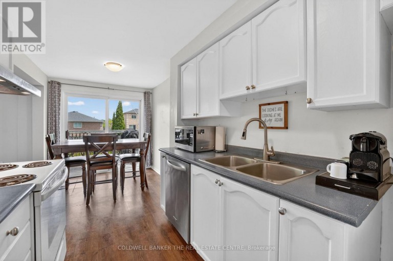 98 CHELTENHAM ROAD, Barrie (Georgian Drive), Ontario, L4M6S7