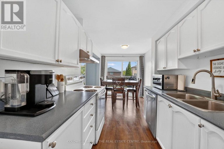 98 CHELTENHAM ROAD, Barrie (Georgian Drive), Ontario, L4M6S7