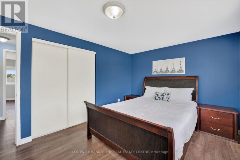 98 CHELTENHAM ROAD, Barrie (Georgian Drive), Ontario, L4M6S7