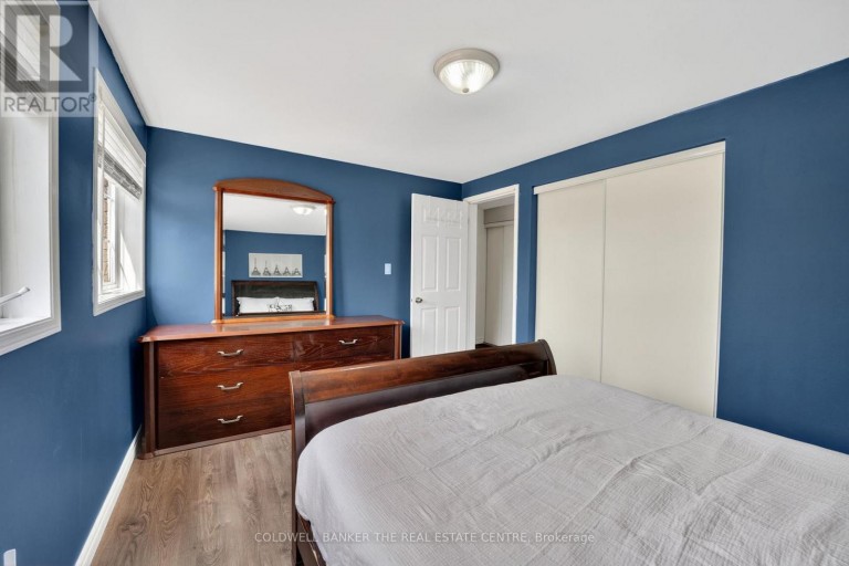 98 CHELTENHAM ROAD, Barrie (Georgian Drive), Ontario, L4M6S7