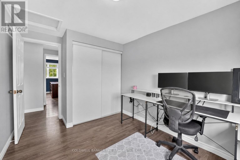 98 CHELTENHAM ROAD, Barrie (Georgian Drive), Ontario, L4M6S7
