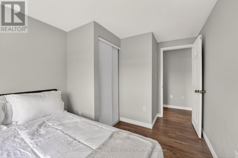 98 CHELTENHAM ROAD, Barrie (Georgian Drive), Ontario, L4M6S7