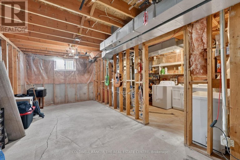 98 CHELTENHAM ROAD, Barrie (Georgian Drive), Ontario, L4M6S7