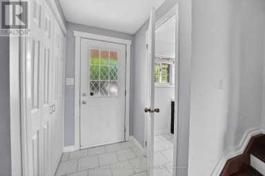 98 CHELTENHAM ROAD Barrie (Georgian Drive) Ontario photo 5