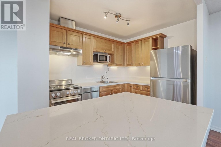 707 - 3065 QUEEN FREDERICA DRIVE, Mississauga (Applewood), Ontario, L4Y3A3