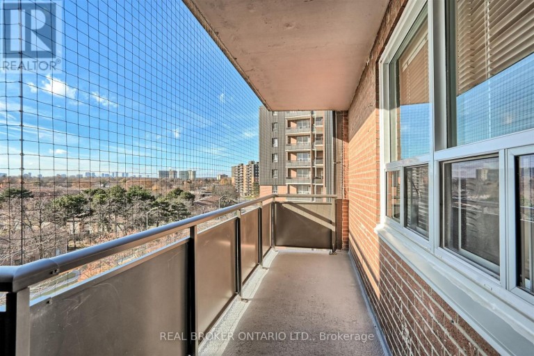 707 - 3065 QUEEN FREDERICA DRIVE, Mississauga (Applewood), Ontario, L4Y3A3