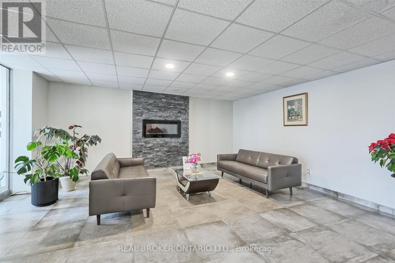 707 - 3065 QUEEN FREDERICA DRIVE, Mississauga (Applewood), Ontario, L4Y3A3