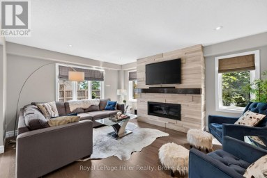 15 ROBERTSON DRIVE Stratford Ontario photo 10